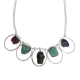 Collar de minerales en bruto