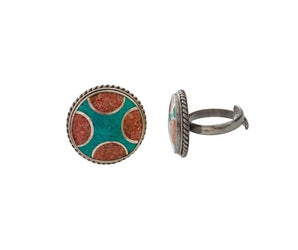 Anillo de piedras naturales 