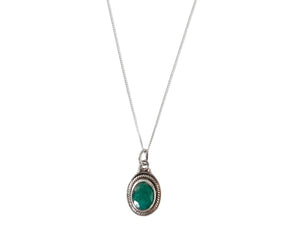 Collar de mineral natural y plata de ley 925