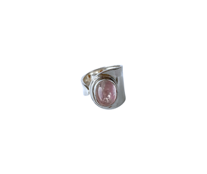 Anillo GUJTYS -cuarzo rosa-