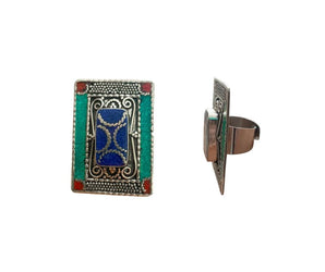 Anillo de alpaca con minerales naturales 