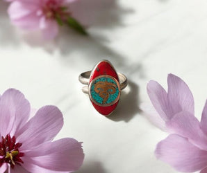 Anillo de turquesa, coral y alpaca 