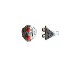 Anillo de plata de ley con coral
