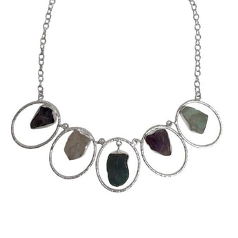 Collar de alpaca con piedras en bruto