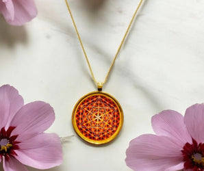 Collar de latón con árbol de la vida 
