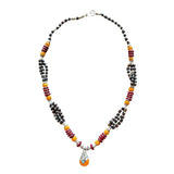 Collar de cuentas de colores y alpaca