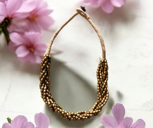 Collar de latón