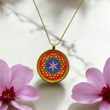 Collar de latón con flor de la vida 