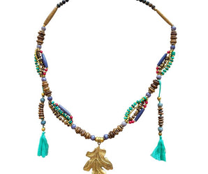 Collar de latón y cuentas de colores 