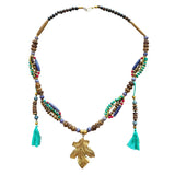 Collar de latón y cuentas de colores 