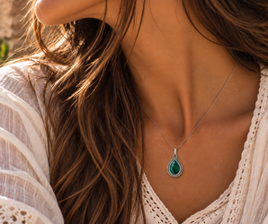 Collar AXIS -malaquita-