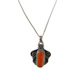 Collar de plata con coral elegante