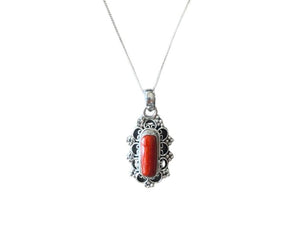 Collar de plata con coral