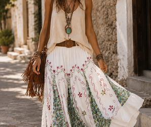 Falda india blanca bordada