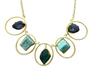 Collar de latón
