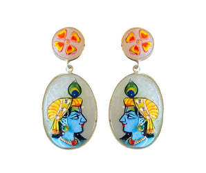 Pendientes artesanales de minerales naturales, con figura de Shiva pintada a mano por Shakti 