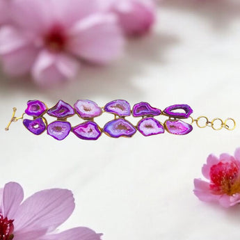 Pulsera elaborada con drusas de ágatas y latón 