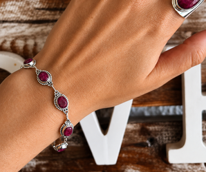 Pulsera KAWA -rubí-